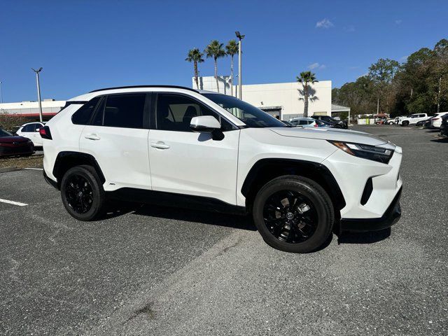 2023 Toyota RAV4 Hybrid SE