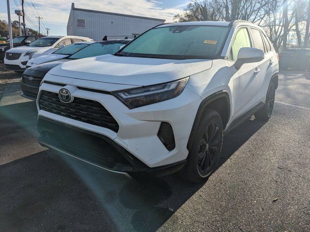 2023 Toyota RAV4 Hybrid SE