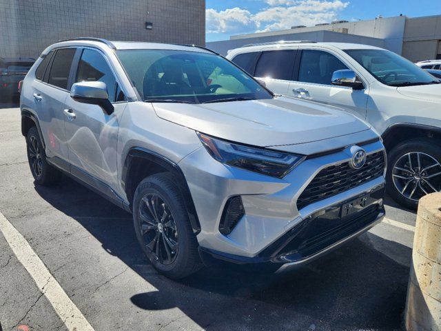 2023 Toyota RAV4 Hybrid SE