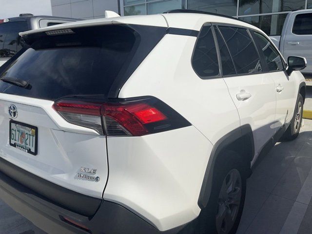 2023 Toyota RAV4 Hybrid XLE