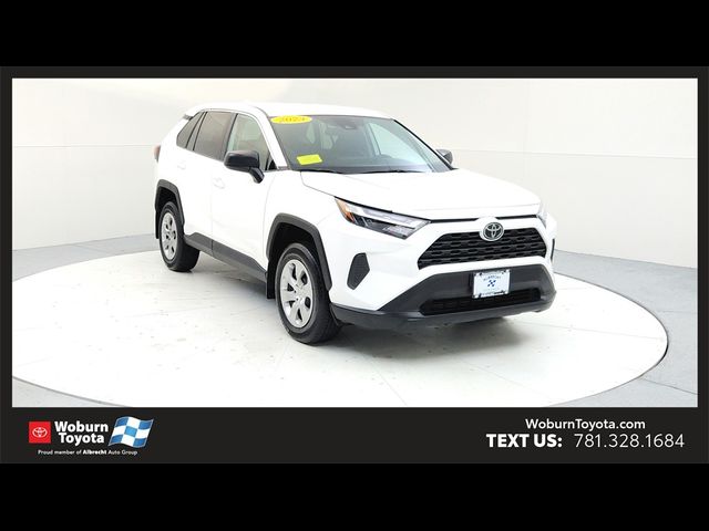 2023 Toyota RAV4 LE