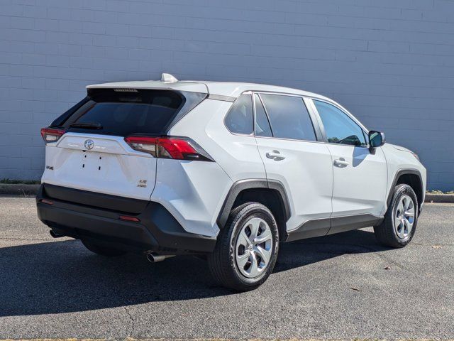 2023 Toyota RAV4 LE