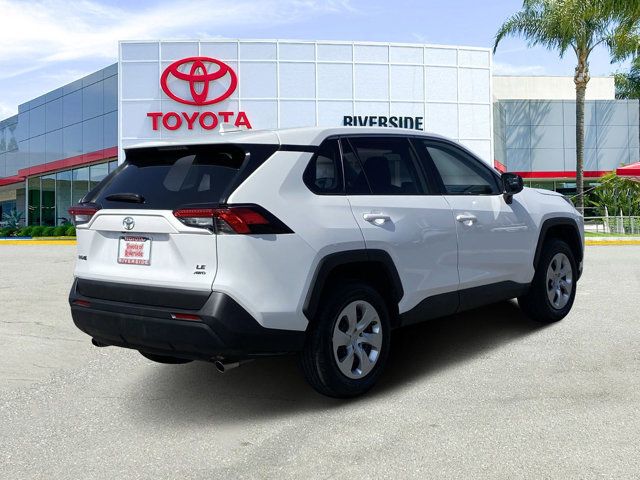 2023 Toyota RAV4 LE