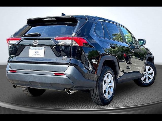 2023 Toyota RAV4 LE