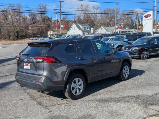 2023 Toyota RAV4 LE