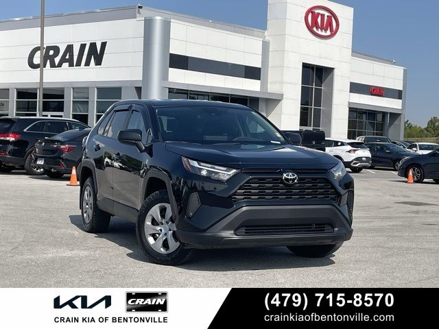 2023 Toyota RAV4 LE