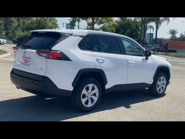 2023 Toyota RAV4 LE