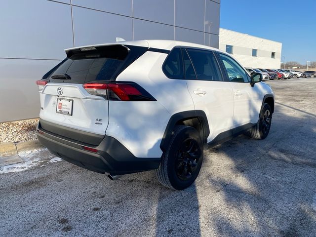 2023 Toyota RAV4 LE