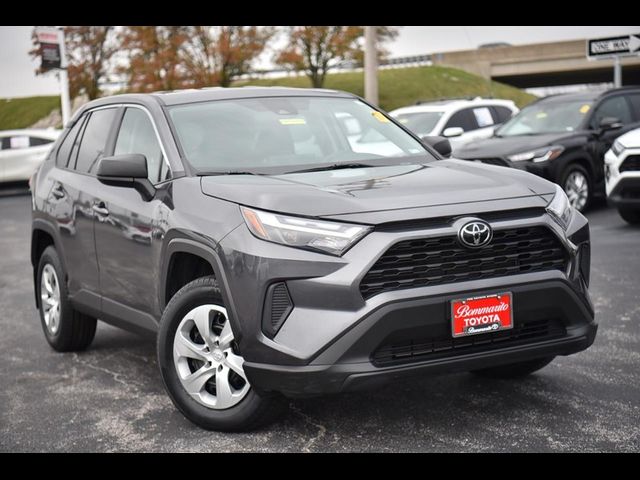 2023 Toyota RAV4 LE