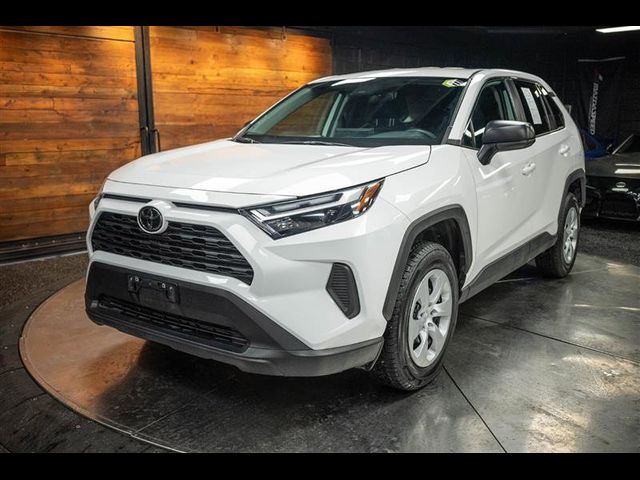 2023 Toyota RAV4 LE