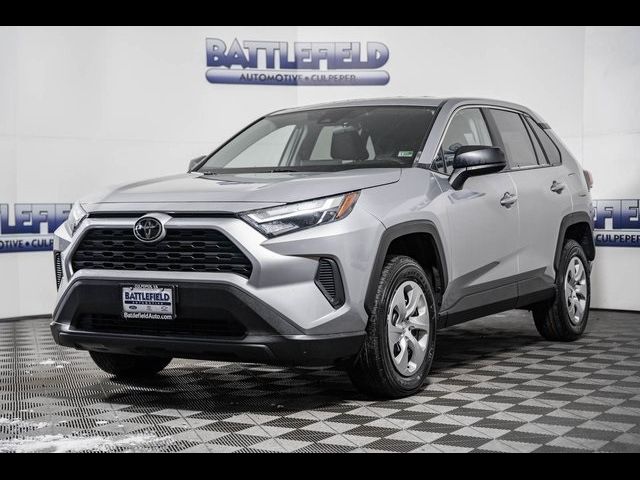 2023 Toyota RAV4 LE