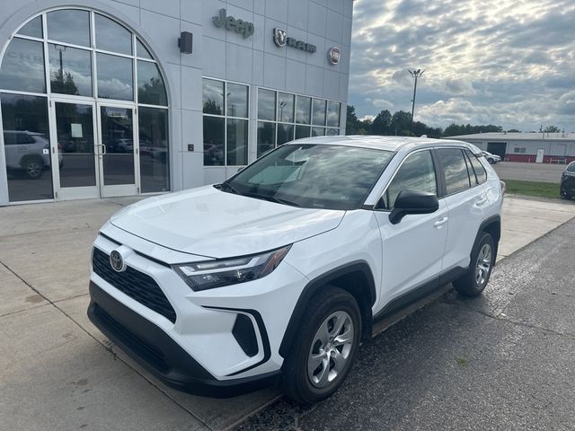 2023 Toyota RAV4 LE