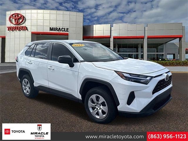 2023 Toyota RAV4 LE