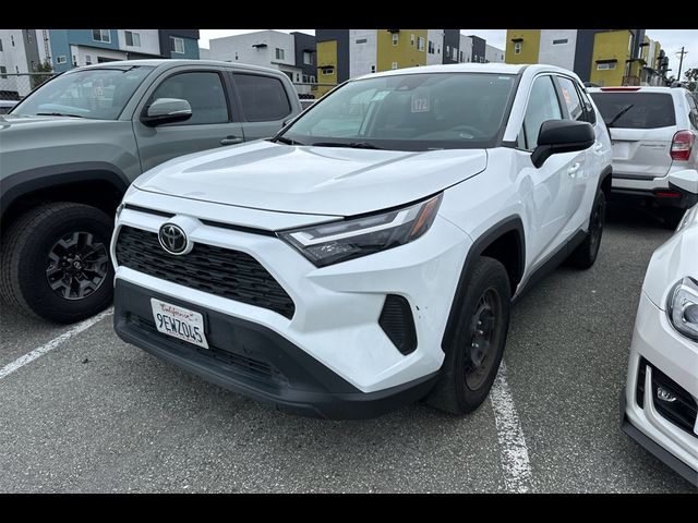 2023 Toyota RAV4 LE