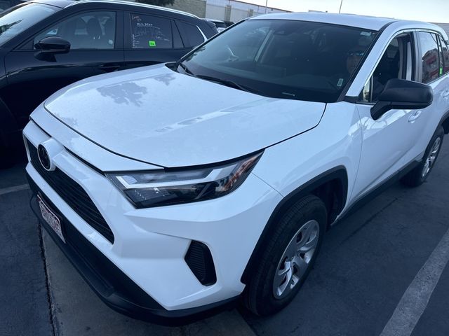 2023 Toyota RAV4 LE