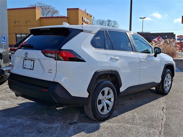 2023 Toyota RAV4 LE