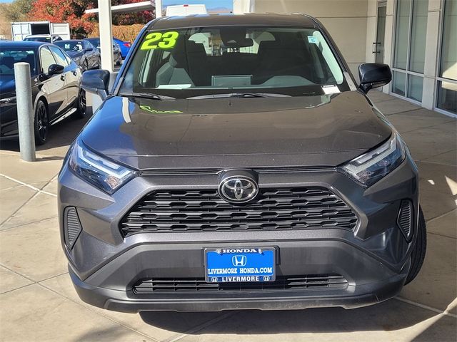 2023 Toyota RAV4 LE