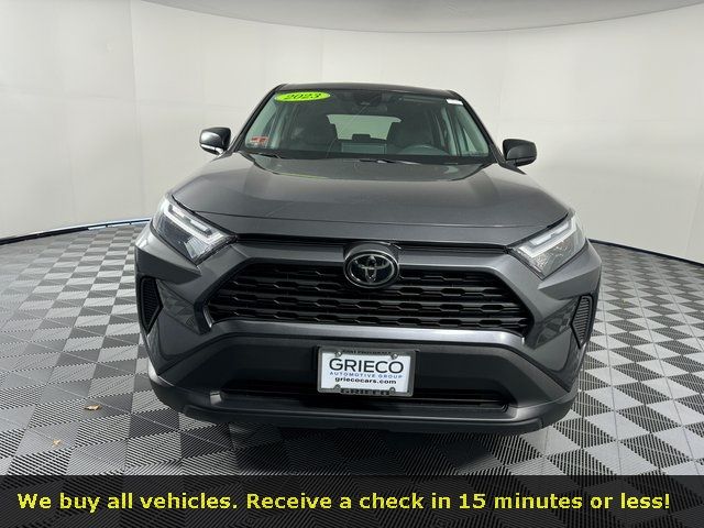 2023 Toyota RAV4 LE