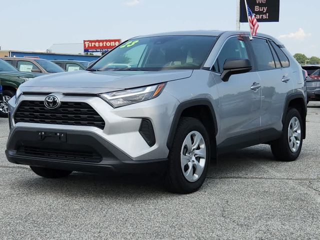 2023 Toyota RAV4 LE