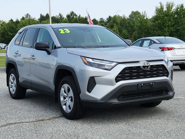 2023 Toyota RAV4 LE