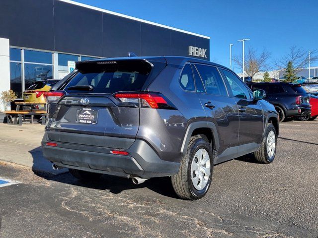 2023 Toyota RAV4 LE