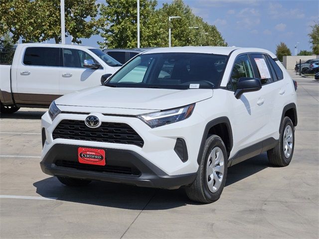 2023 Toyota RAV4 LE