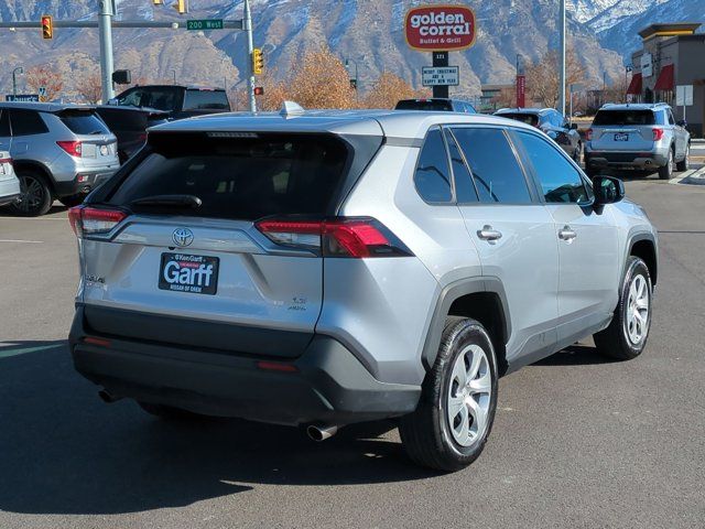 2023 Toyota RAV4 LE