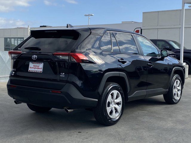 2023 Toyota RAV4 LE