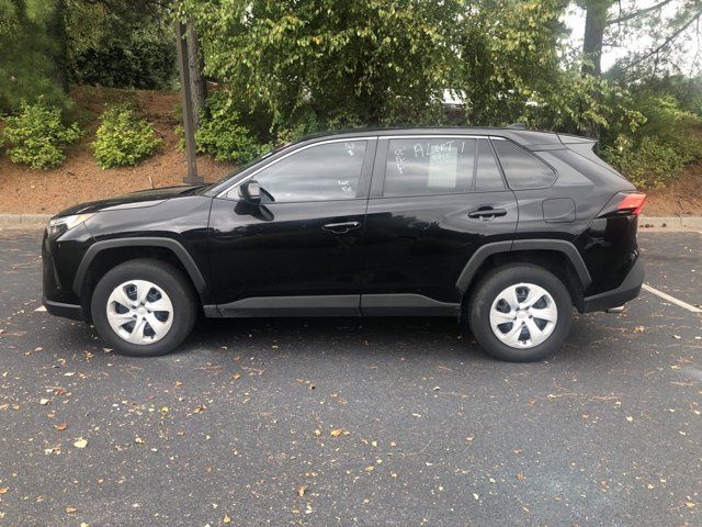 2023 Toyota RAV4 LE