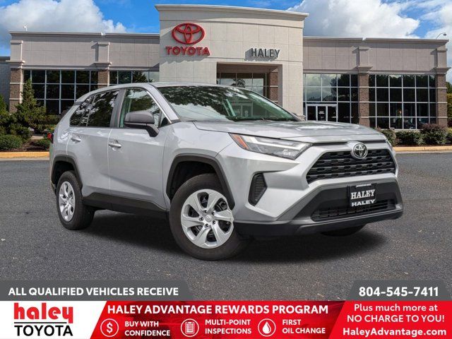 2023 Toyota RAV4 LE