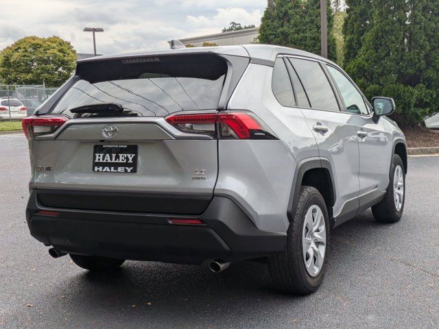 2023 Toyota RAV4 LE