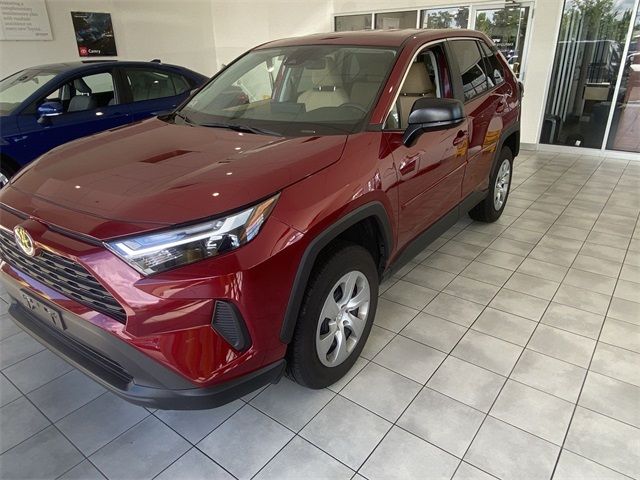 2023 Toyota RAV4 LE