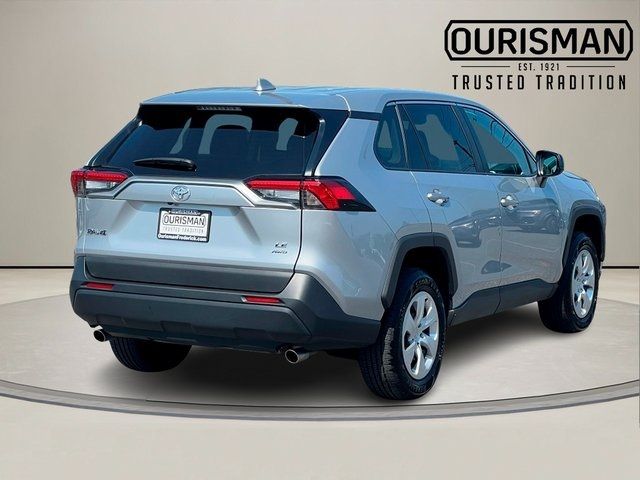 2023 Toyota RAV4 LE