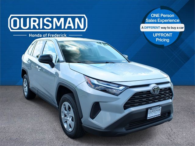 2023 Toyota RAV4 LE