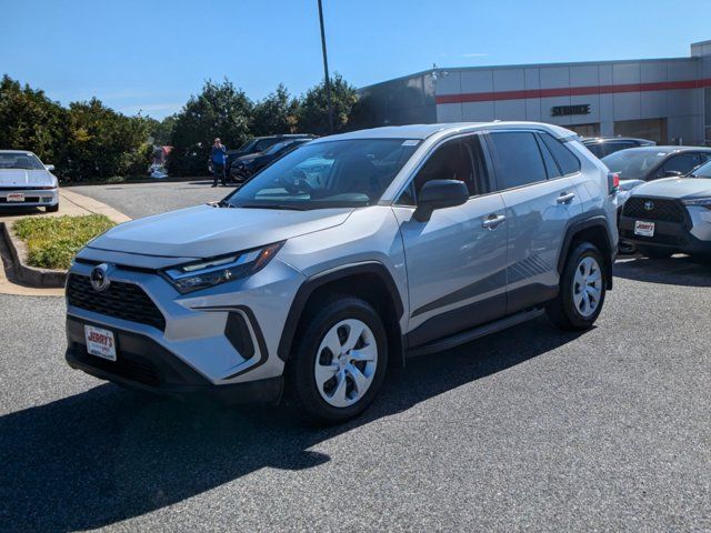 2023 Toyota RAV4 LE