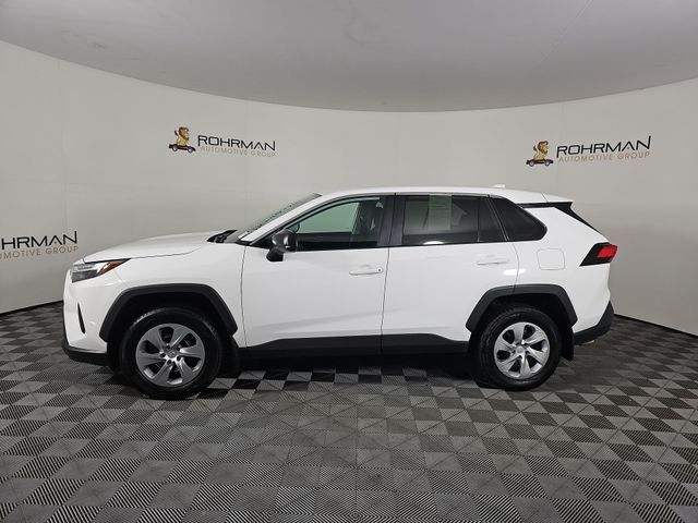 2023 Toyota RAV4 LE