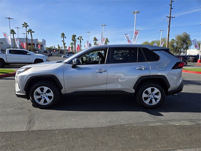 2023 Toyota RAV4 LE