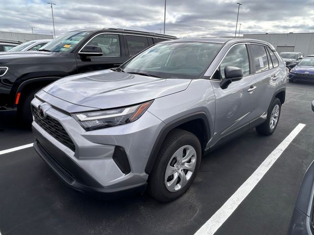 2023 Toyota RAV4 LE