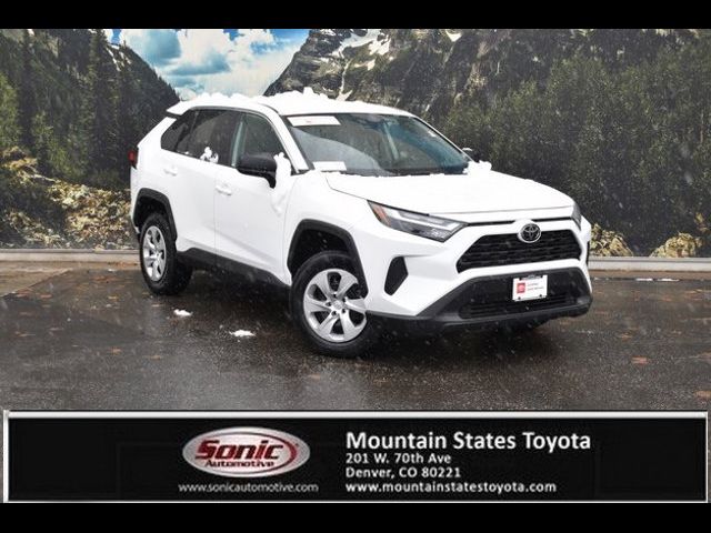 2023 Toyota RAV4 LE