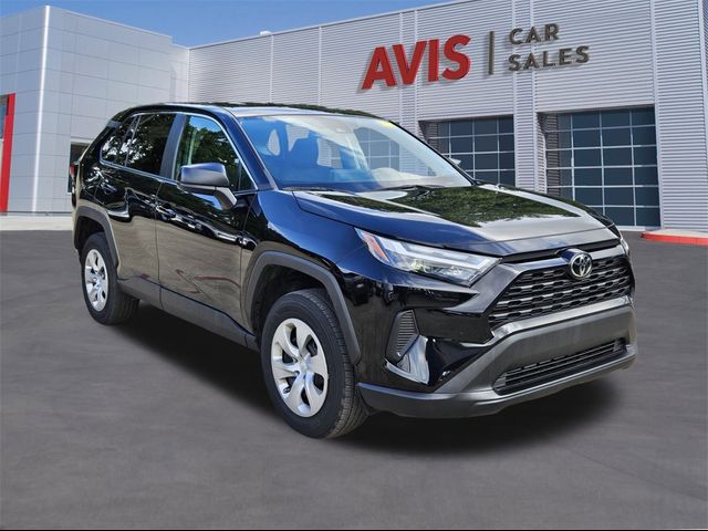 2023 Toyota RAV4 LE