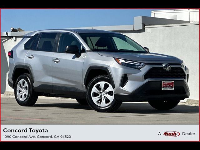 2023 Toyota RAV4 LE