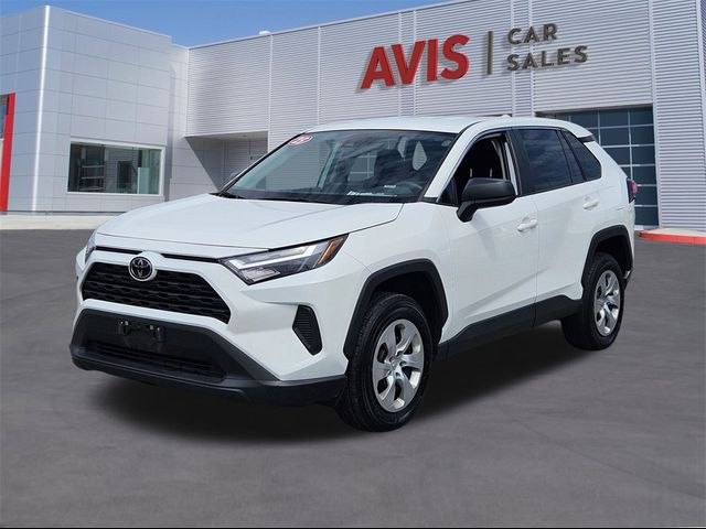 2023 Toyota RAV4 LE