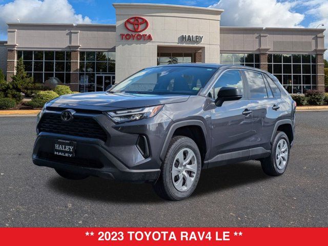 2023 Toyota RAV4 LE