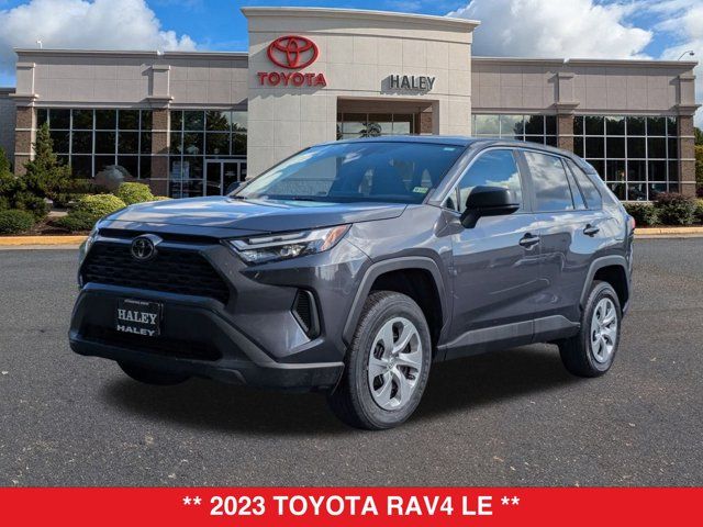 2023 Toyota RAV4 LE