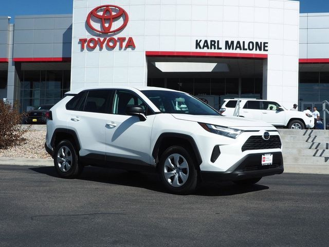 2023 Toyota RAV4 LE