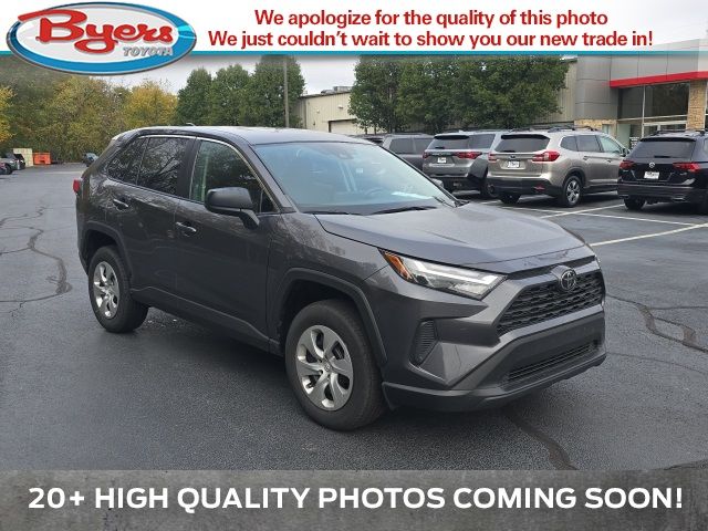 2023 Toyota RAV4 LE