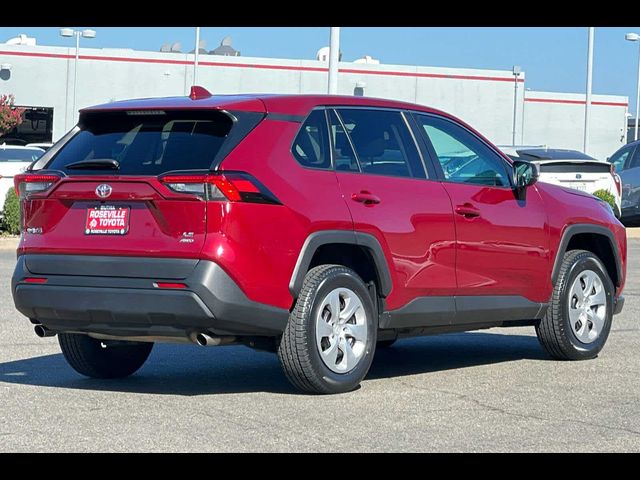 2023 Toyota RAV4 LE