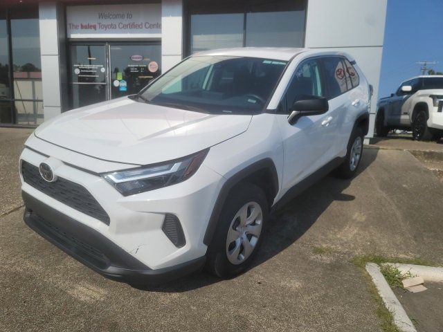 2023 Toyota RAV4 LE