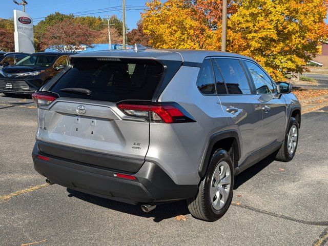 2023 Toyota RAV4 LE