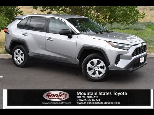 2023 Toyota RAV4 LE